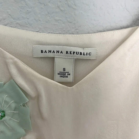 Banana Republic 100% Silk Floral Spaghetti Strap Tank Top S - Picture 3 of 9